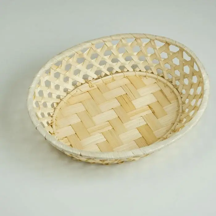 Плошка плетеная овал. 17х22 Н 5,5 см.(бамбук срезан)