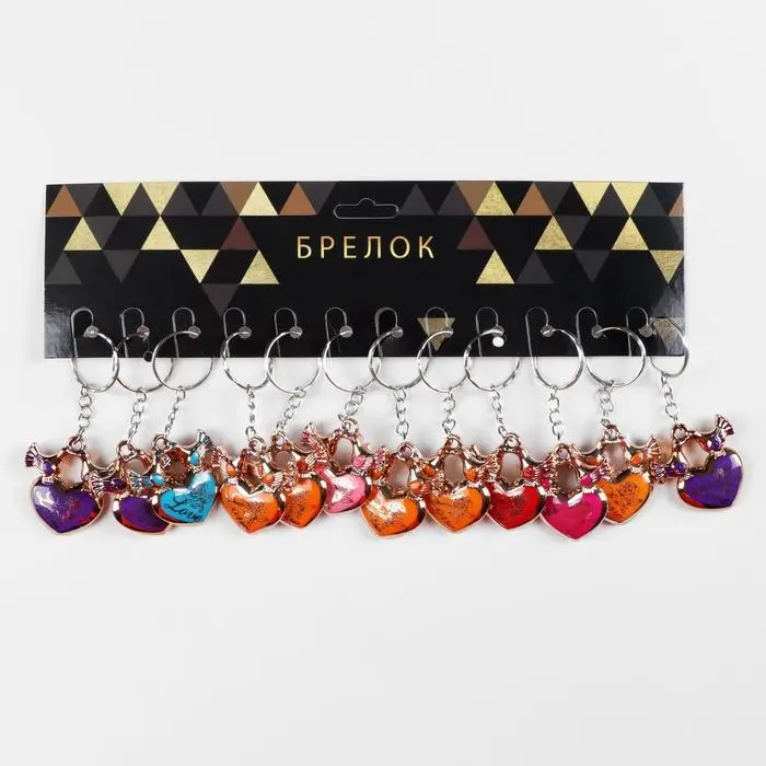 Брелок для ключей на кольце «Голубки на сердце», пластик под металл, 3×3.7 см, МИКС Брелок для ключей на кольце «Голубки на сердце», пластик под металл, 3×3.7 см, МИКС