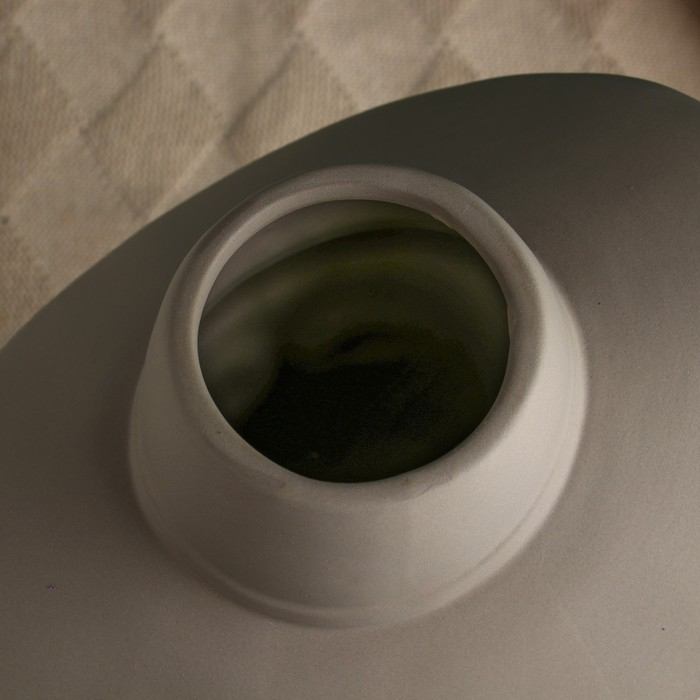 Кашпо Кашпо "Дама в шляпе" серое, 28х23см