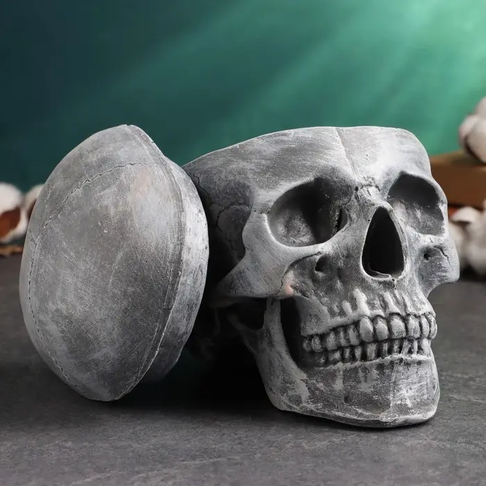 Шкатулка для мелочей "Череп" серый камень, 16х15х22см