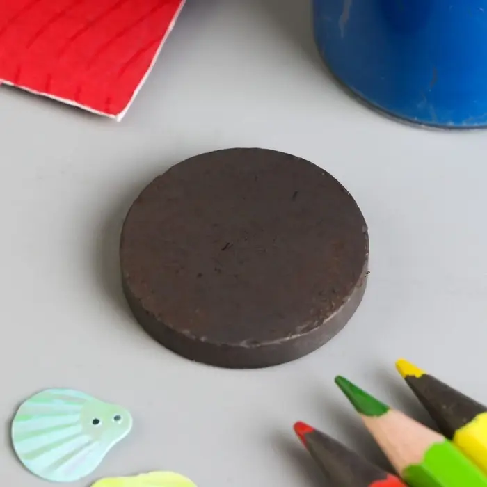 Магнит технический (магнитит на обе стороны) 30х5 мм Магнит технический (магнитит на обе стороны) 30х5 мм