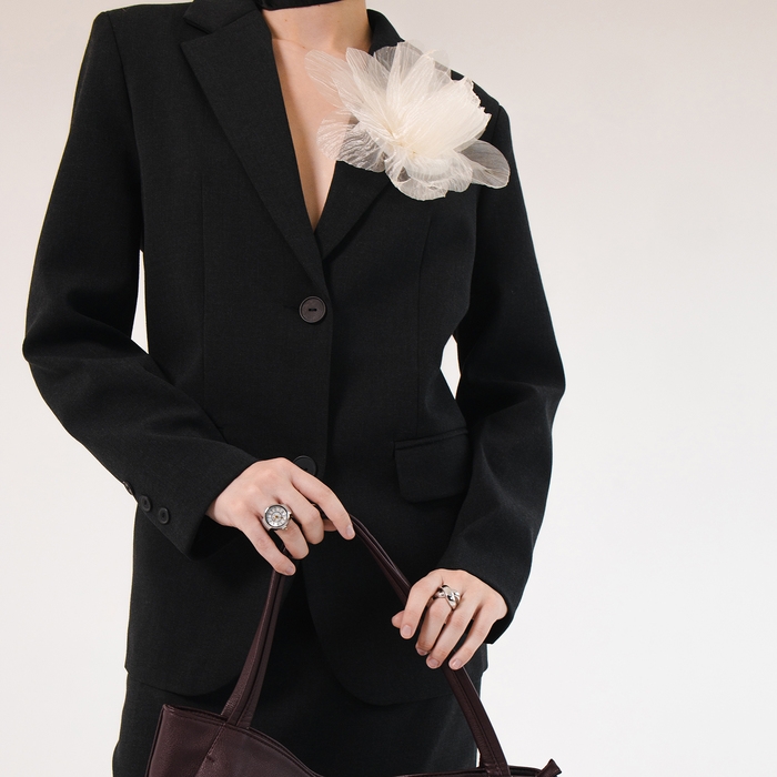 Брошь текстильная «Цветок» объемный, невесомый, цвет белый Брошь текстильная «Цветок» объемный, невесомый, цвет белый