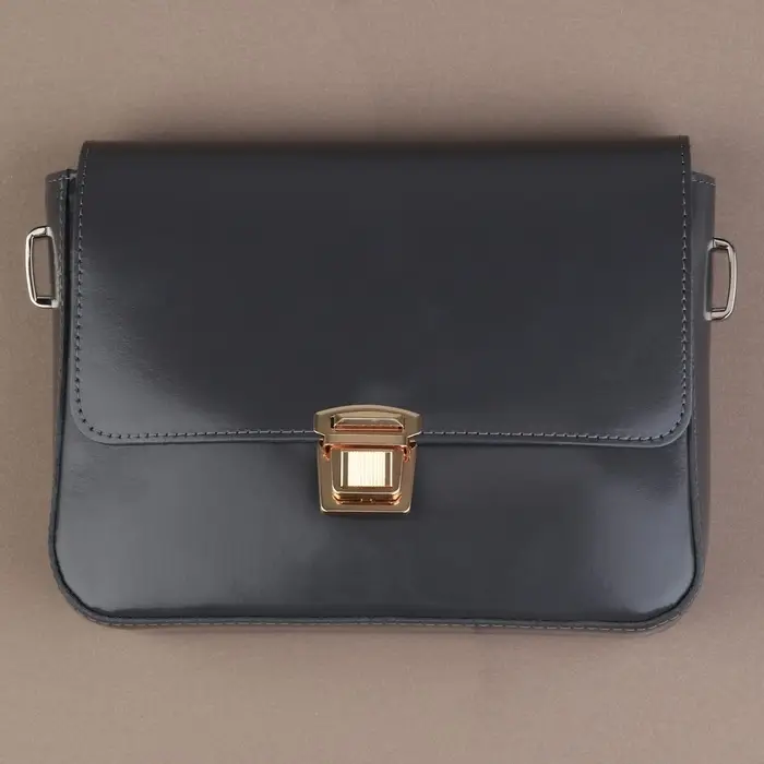 Застёжка для сумки, 3.5×3.8 см, цвет золотой Застёжка для сумки, 3.5×3.8 см, цвет золотой