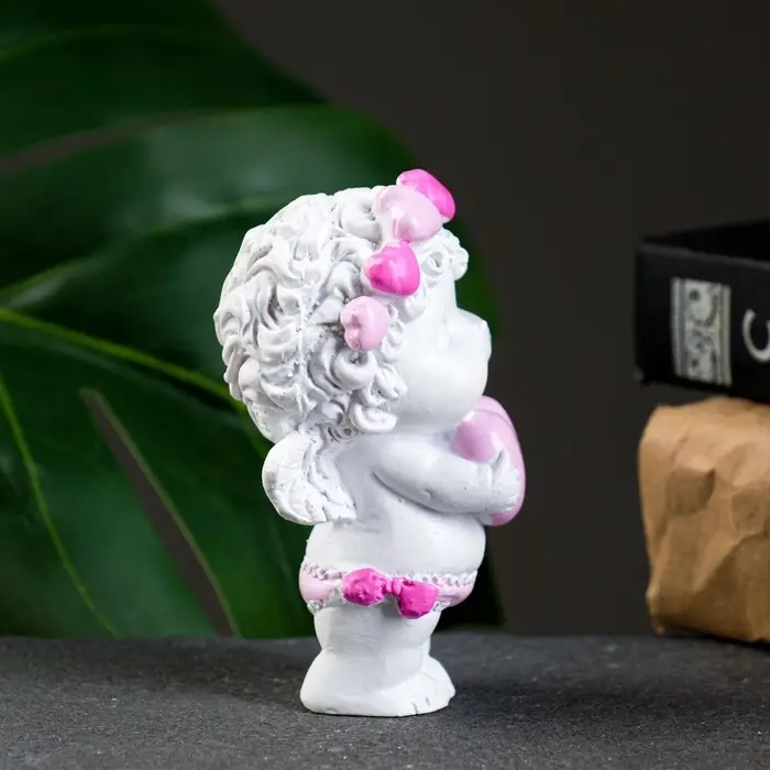 Фигура &laquo;Ангел с сердечком&raquo; 5&times;5&times;9 см
