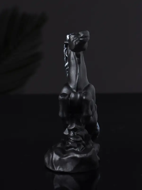 Фигура "Конь на дыбах" 10 см, черный