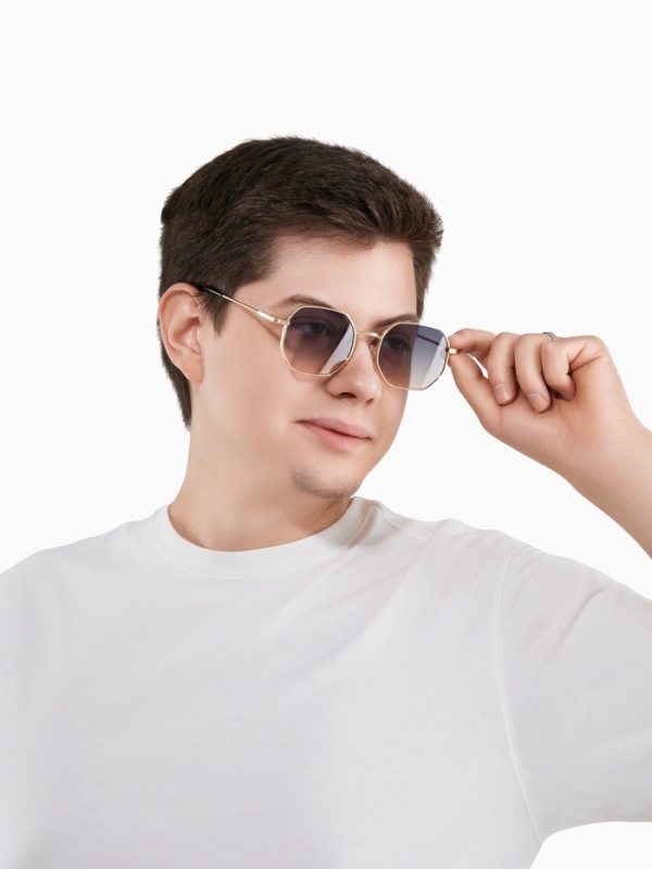 Очки солнцезащитные uv 400, дужка 12.8 см, ширина 12.8 см, линза 4.6×5.4 см Очки солнцезащитные uv 400, дужка 12.8 см, ширина 12.8 см, линза 4.6×5.4 см