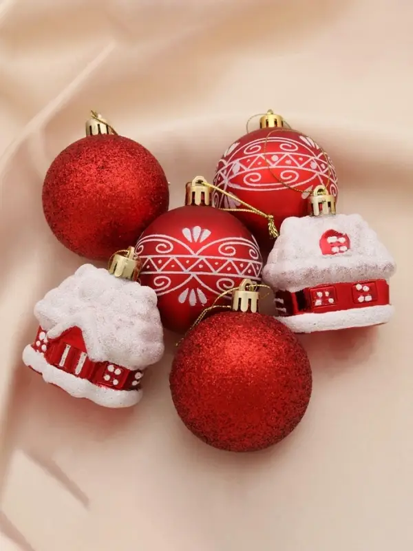 Ёлочные игрушки &laquo;Праздник&raquo;, шары новогодние, набор 6 шт. (4 шара, 2 домика) 6 см, красный
