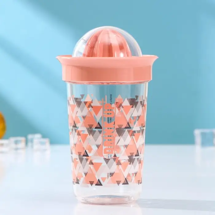 Соковыжималка для цитрусовых ручная «Сомбреро», 600 мл, 11×11×19 см, тритан, цвет МИКС Соковыжималка для цитрусовых ручная «Сомбреро», 600 мл, 11×11×19 см, тритан, цвет МИКС