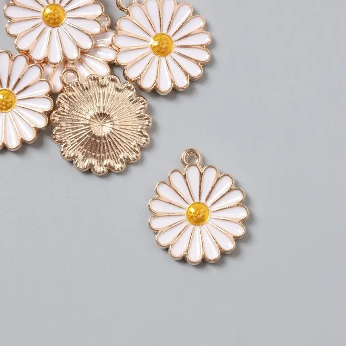 Декор для творчества металл, эмаль "Ромашка пышная" 2х1,8 см
