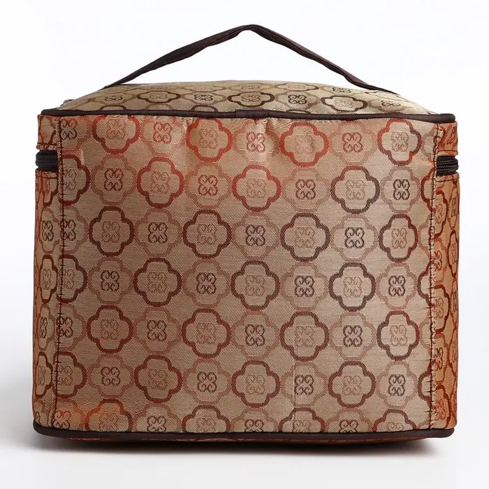 Косметичка на молнии, с зеркалом, цвет бежевый Косметичка на молнии, с зеркалом, цвет бежевый