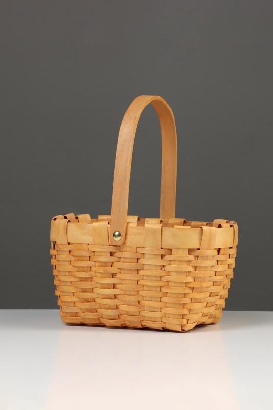 Корзина плетёная, 22×16×12 см, ручка h=15 см, ива, натуральный цвет Корзина плетёная, 22×16×12 см, ручка h=15 см, ива, натуральный цвет