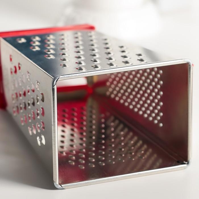 Тёрка «Универсал», 4 грани, с крышкой-дозатором и пластиковой ручкой, 11×8,5×22 см, цвет МИКС Тёрка «Универсал», 4 грани, с крышкой-дозатором и пластиковой ручкой, 11×8,5×22 см, цвет МИКС