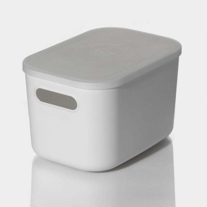 Контейнер для хранения с крышкой LaDо́m «Лёгкость», 25,7×18×16 см, цвет белый Контейнер для хранения с крышкой LaDо́m «Лёгкость», 25,7×18×16 см, цвет белый