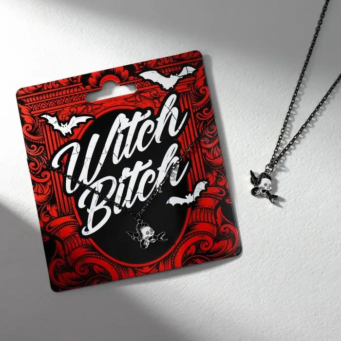 Подвеска на цепочке на Хэллоуин «Witch» Подвеска на цепочке на Хэллоуин «Witch»
