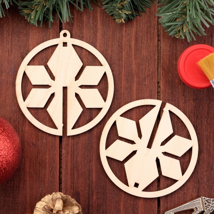 Деревянная игрушка на ёлку Деревянная игрушка на ёлку "Льдинка", шар, диаметр 8 см