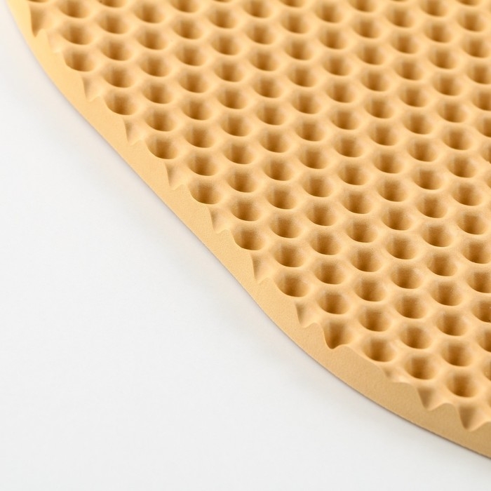 Коврик под миску и лоток «Рыбка», бежевый, 42х32 см Коврик под миску и лоток «Рыбка», бежевый, 42х32 см