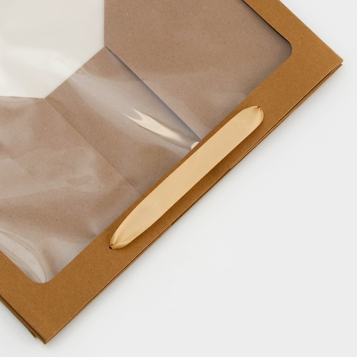 Пакет подарочный с широким дном и окном 35 х 29 х 28 см, крафт Пакет подарочный с широким дном и окном 35 х 29 х 28 см, крафт