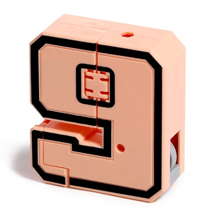 Робот «Цифра 9», трансформируется