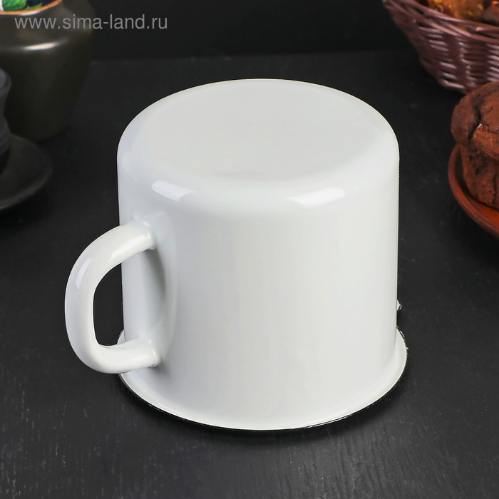 Кружка эмалированная с носиком, 1 л, с крышкой, цвет белый Кружка эмалированная с носиком, 1 л, с крышкой, цвет белый