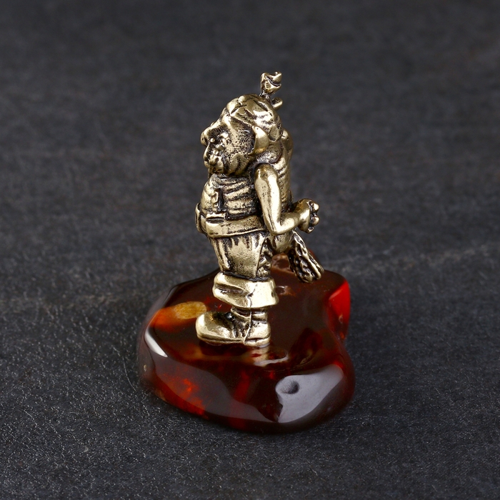 Сувенир Сувенир "Кот Пират", латунь, янтарь