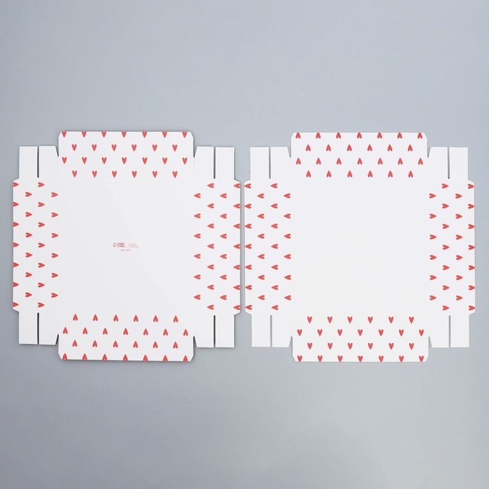 Коробка подарочная для цветов с вазой и PVC окнами складная, упаковка, «Сердца», 23 х 30 х 23 см Коробка подарочная для цветов с вазой и PVC окнами складная, упаковка, «Сердца», 23 х 30 х 23 см