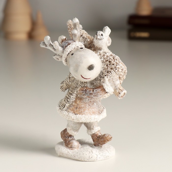 Сувенир полистоун Сувенир полистоун "Радостный лось с ёлочкой" 7х5,5х11 см