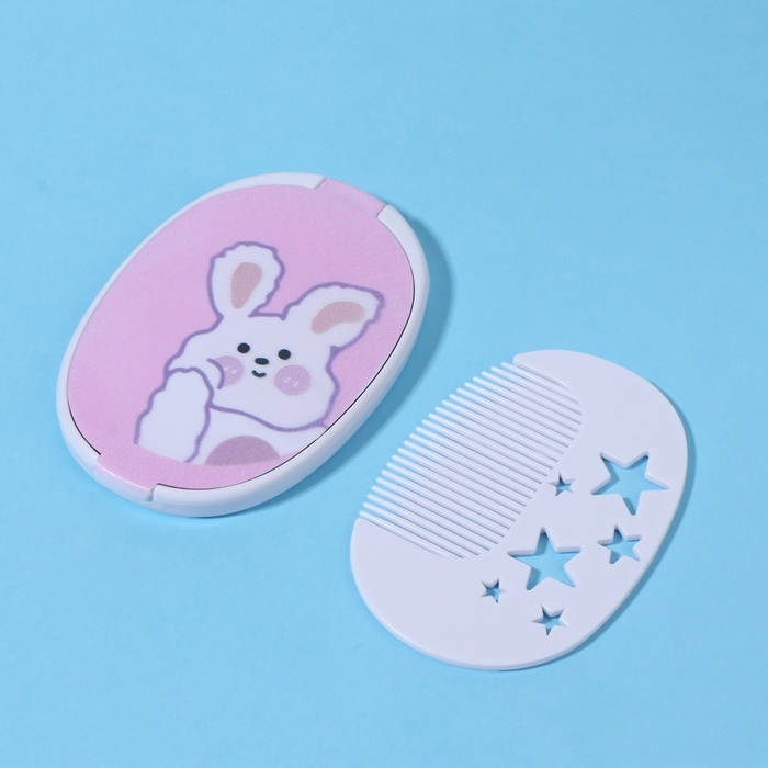 Зеркало складное «Зайка», с расчёской, 6,5 × 9,5 см Зеркало складное «Зайка», с расчёской, 6,5 × 9,5 см