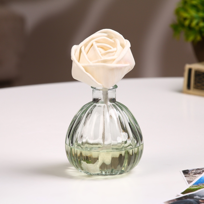 Диффузор ароматический Hygge Flower #7 Виноград мускат 50 мл Диффузор ароматический Hygge Flower #7 Виноград мускат 50 мл