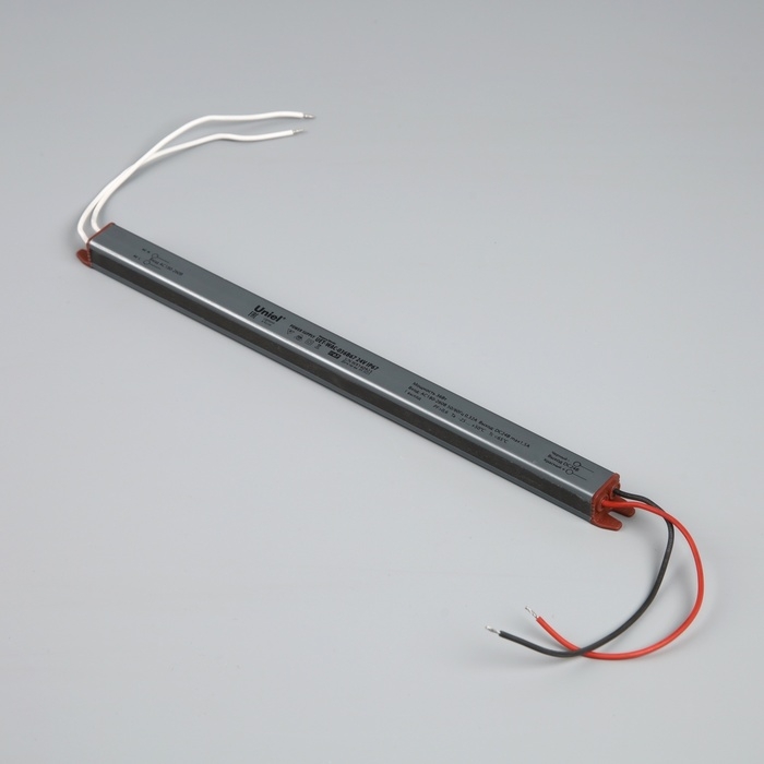 Ультратонкий блок питания для светодиодных лент и модулей Uniel, 36 Вт, 24 В, IP67 Ультратонкий блок питания для светодиодных лент и модулей Uniel, 36 Вт, 24 В, IP67