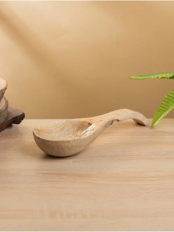 Подставка под ложку &laquo;Пряник&raquo;, 25.5&times;9&times;3.8 см, дерево манго