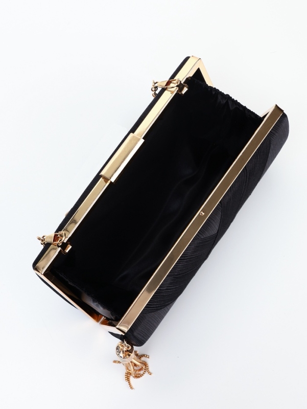 Сумка-клатч на фермуаре, цвет чёрный Сумка-клатч на фермуаре, цвет чёрный