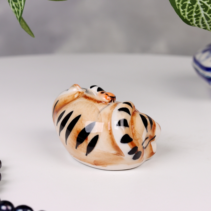 Сувенир «Кот Таити», 5х8 см, гжель, цвет Сувенир «Кот Таити», 5х8 см, гжель, цвет