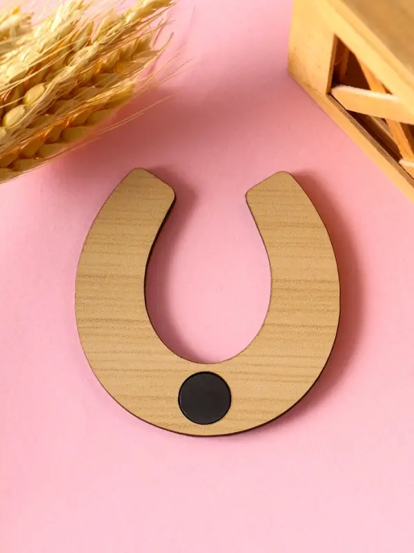 Магнит-подкова из бересты "Мир Вашему дому" , 8х8см, береста