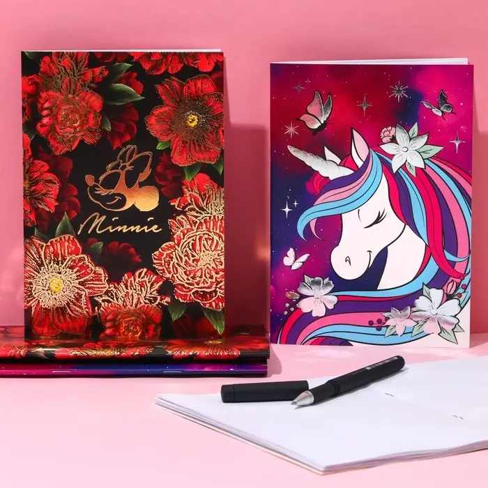 Блокнот А5, 40 листов, на скрепке, в точку, золотое тиснение, &laquo;Минни Маус&raquo;