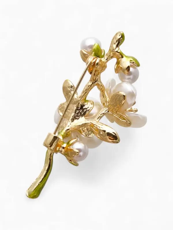 Брошь Брошь "Веточка жасмина" цветок, с эмалью, цветная