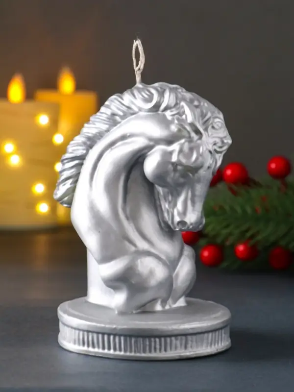 Свеча Символ Года  "Буцефал", лак, 11,3*7,5*8,5, серебро