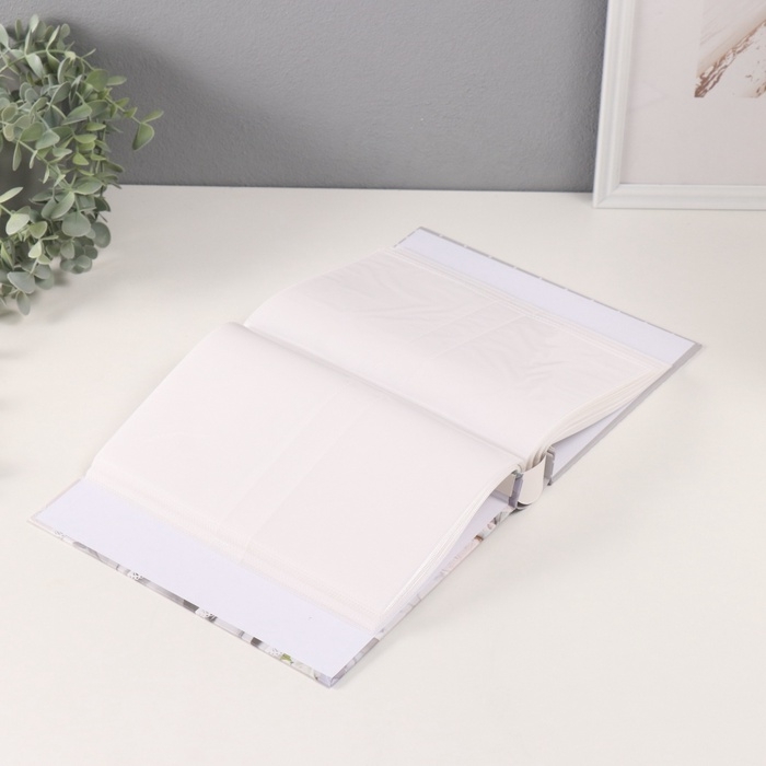 Фотоальбом на 200 фото 10х15 см Фотоальбом на 200 фото 10х15 см "Свадебные бокалы" в коробке серебр обводка 5,5х20,5х26,5 см 10749