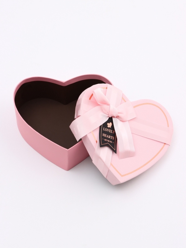 Набор коробок 3 в 1 сердца 22 х 20 х 9; 18.5 х 17 х 7.5; 1 6 х 14 х 6 см Набор коробок 3 в 1 сердца 22 х 20 х 9; 18.5 х 17 х 7.5; 1 6 х 14 х 6 см