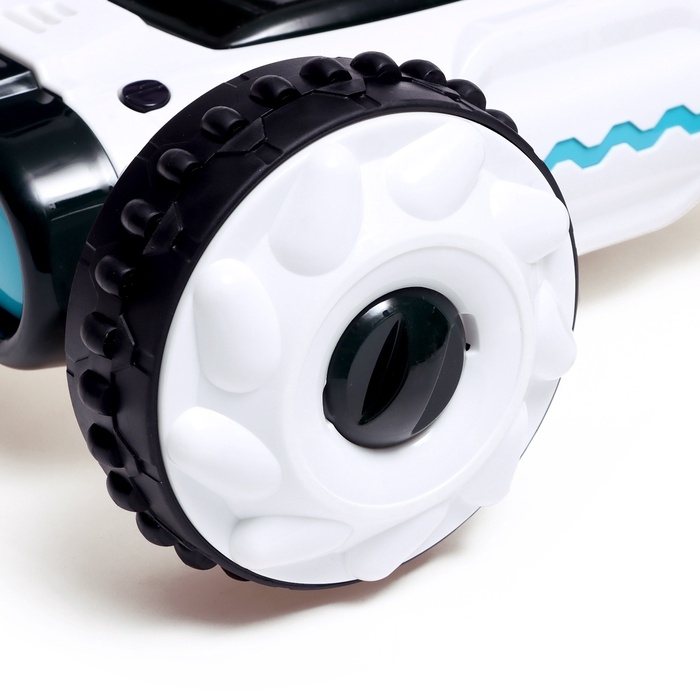 Машинка перевертыш «Техно», радиоуправляемая, дрифт, аккумулятор, на пульте управления, цвет белый Машинка перевертыш «Техно», радиоуправляемая, дрифт, аккумулятор, на пульте управления, цвет белый