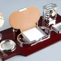 Набор настольный, органайзер 7 в 1, часы, лок для бумаги, визитница, глобус, подставка для печати, карандашница, 40&times;20&times;17, МИКС