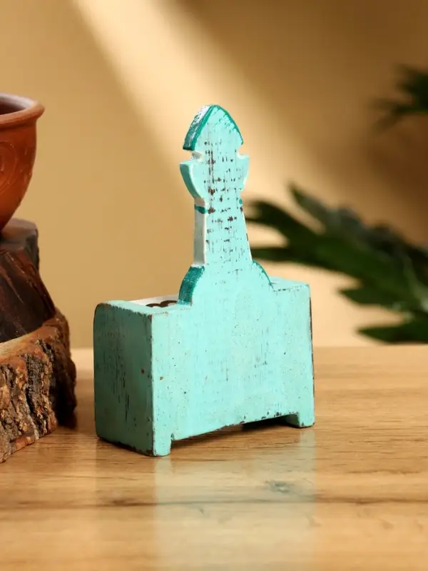 Календарь настольный &laquo;Маяк&raquo;, 7&times;4&times;11 см, дерево, бело-бирюзовый