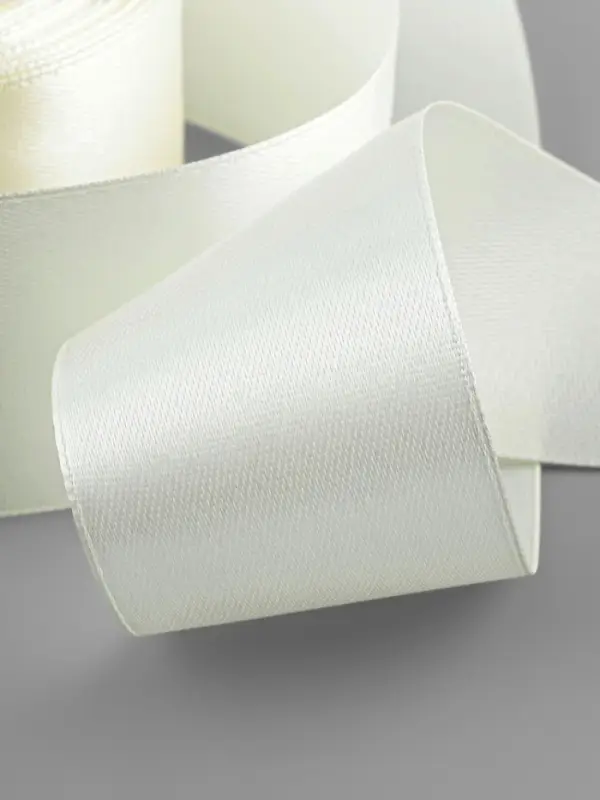 Лента атласная, 40 мм, 23&plusmn;1 м, нежно-бежевая