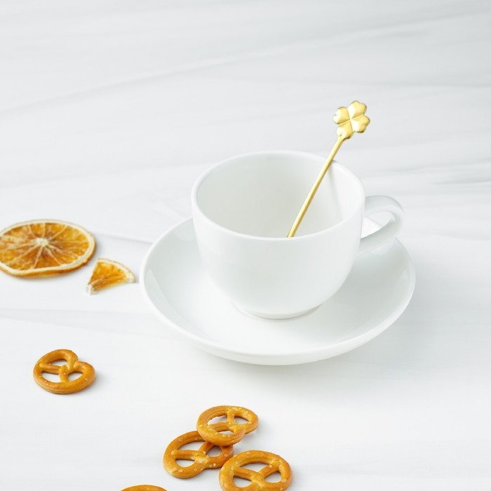 Ложка десертная из нержавеющей стали Magistro «Клевер», длина 12,5 см, цвет золотой Ложка десертная из нержавеющей стали Magistro «Клевер», длина 12,5 см, цвет золотой