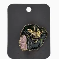 Брошь &laquo;Лягушка&raquo; на лотосе, цвет зелёно-розовый в черненом золоте