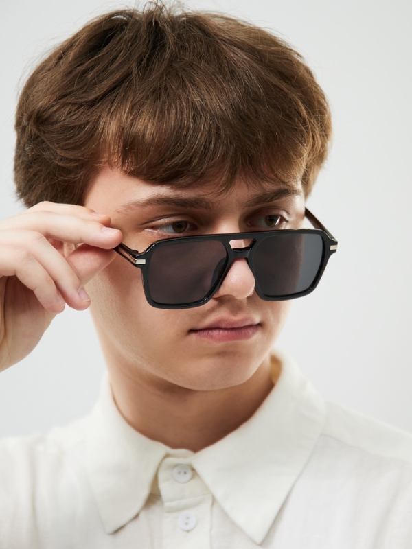 Очки солнцезащитные, uv 400, ширина 14.5 см, дужка 14 см, линза 6.6 х 5.2 см Очки солнцезащитные, uv 400, ширина 14.5 см, дужка 14 см, линза 6.6 х 5.2 см