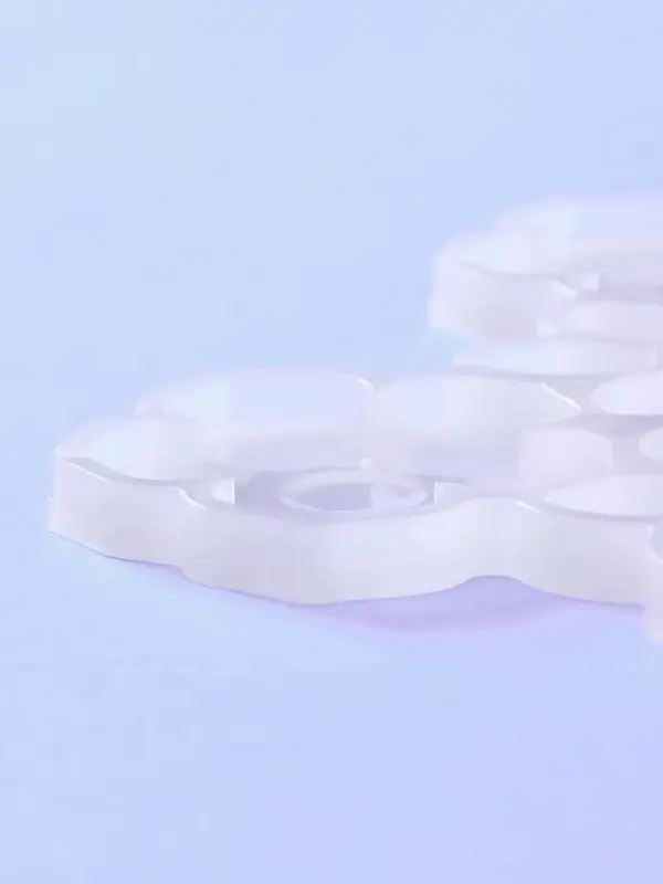 Форма для леденцов &laquo;Цветочки&raquo;, силикон, 14&times;12&times;0.7 см, 6 ячеек, прозрачная