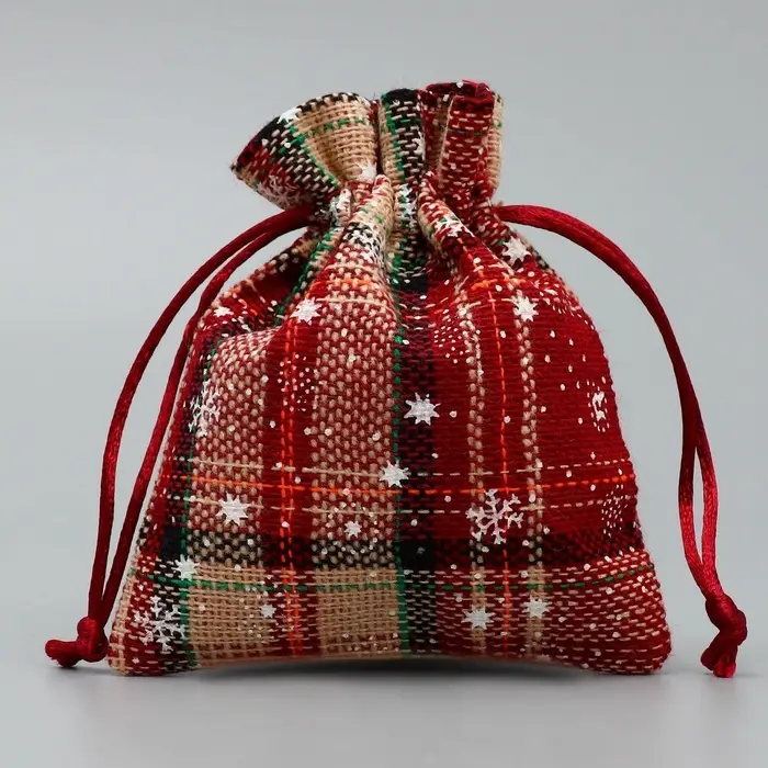 Мешочек подарочный холща «Сказка в лесу», снежинки, 10 х12 см +/- 1.5 см Мешочек подарочный холща «Сказка в лесу», снежинки, 10 х12 см +/- 1.5 см