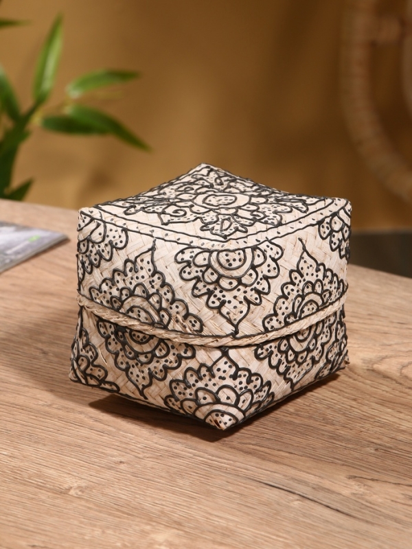 Корзинка плетеная "Бонтанг" бамбук 12х12х10 см, светлая