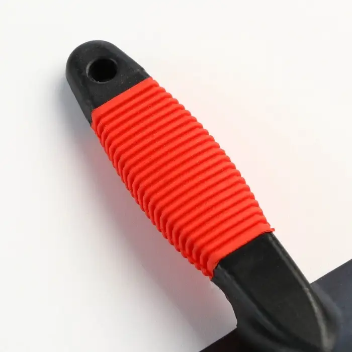 Пуходёрка &laquo;Риф&raquo;, 7&times;14 с, без капель, с резиновой ручкой, красная, чёрная