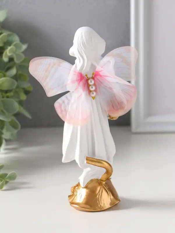 Сувенир полистоун "Девочка-бабочка с золотыми цветами в корзинке" белый 5х6,5х17,2 см